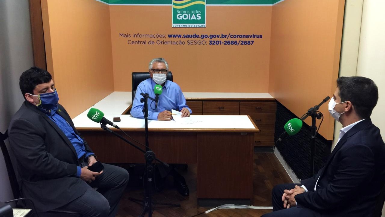 Live_Caiado_e_secretarios_1