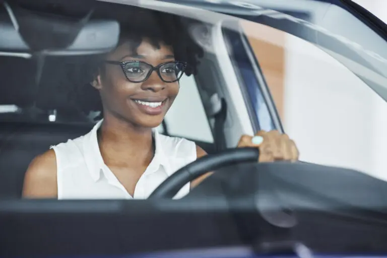 motorista com oculos