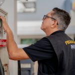 Procon Anápolis realiza operação de fiscalização em postos de combustíveis e instaura processos por indícios de abusividade nos preços