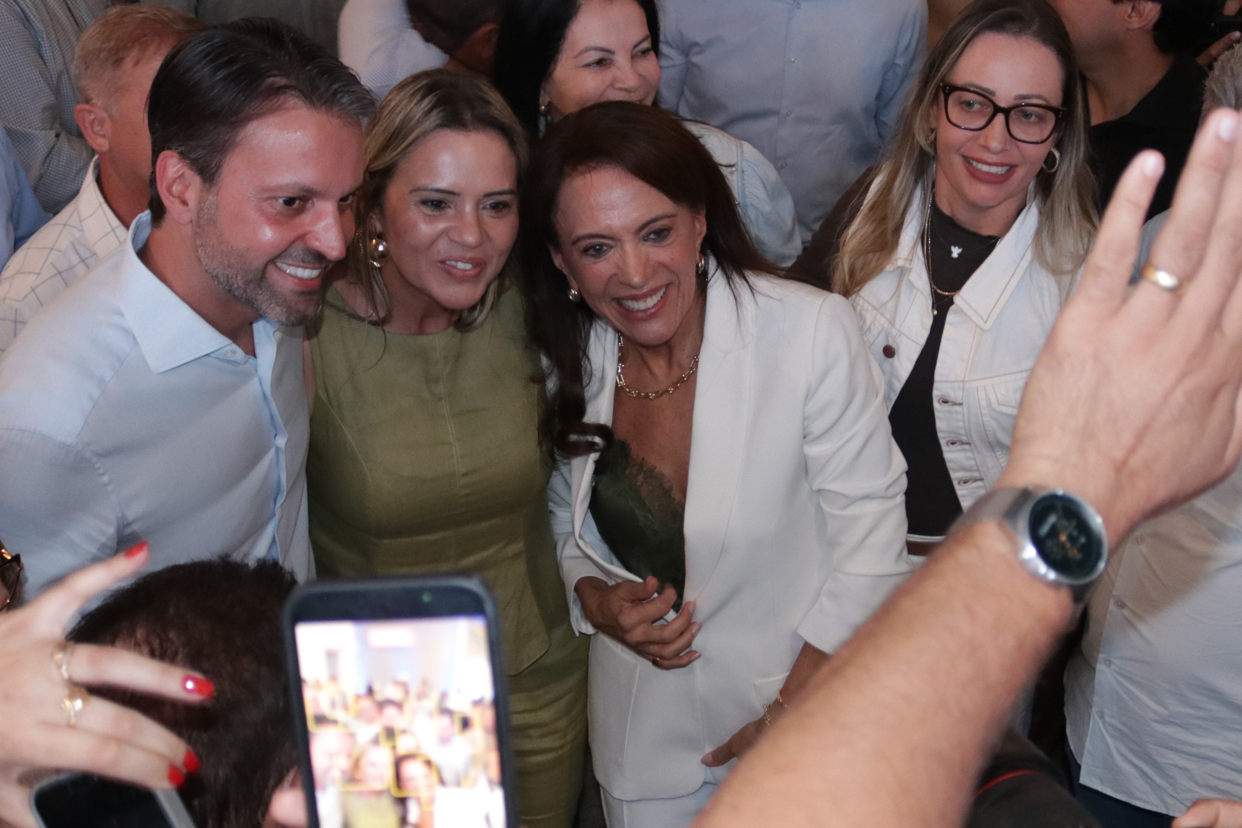 Baldy reúne parlamentares e prefeitos em evento pró-Gracinha em Goiânia