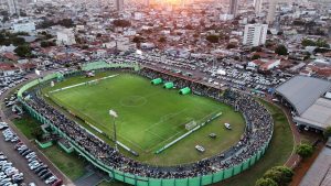 estadio mozart veloso do carmo