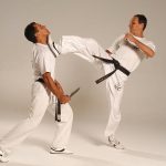 Krav Maga Mestre Kobi promoverá seminário prático de defesas contra ataques e ameaças de faca em Goiânia (GO)