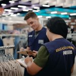 Dia dos Pais: sapatênis e cinto lideram itens com maior variação de preço em Anápolis