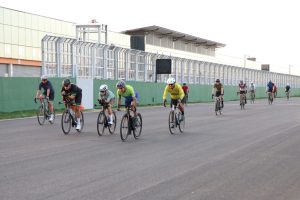 ciclistas autodromo de goiania