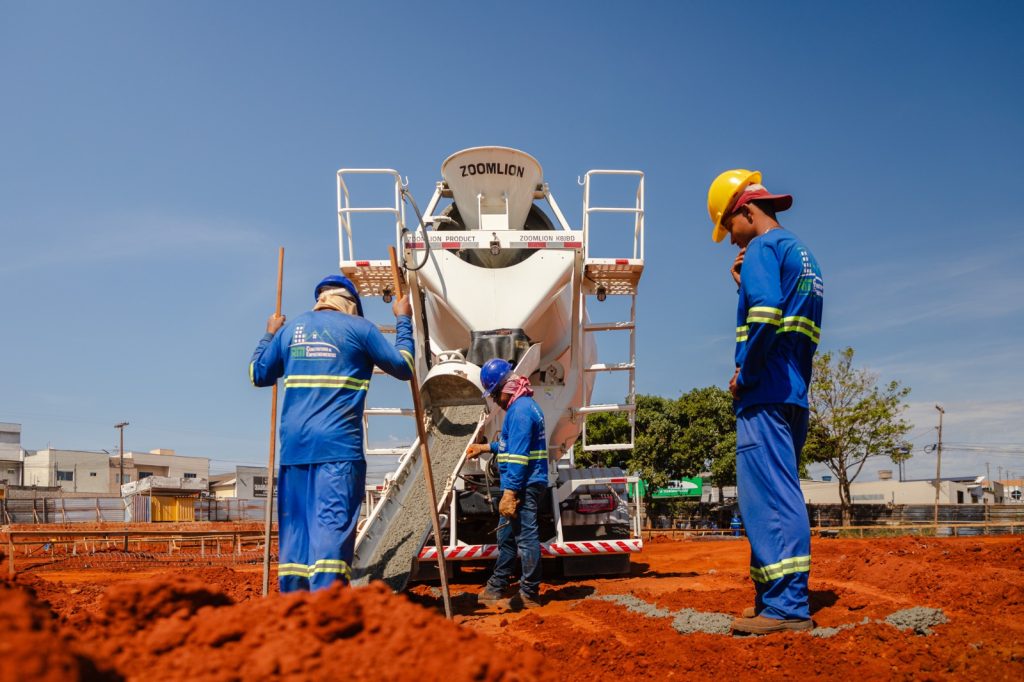 obras policlinicas