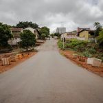 Rua Anhanguera, no Bairro Goiás, é interditada para continuidade das obras de transposição